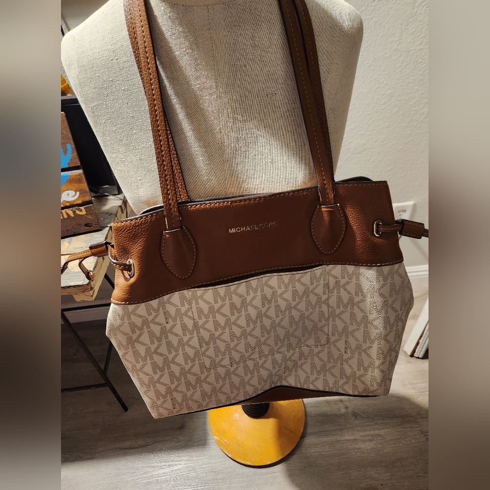 MICHAEL KORS  PURSE